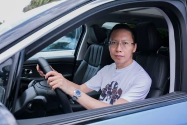 特斯拉车主用电动车挖矿月入5000,到底是亏了还是赚了呢?