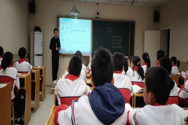 娱心悦耳是什么意思?