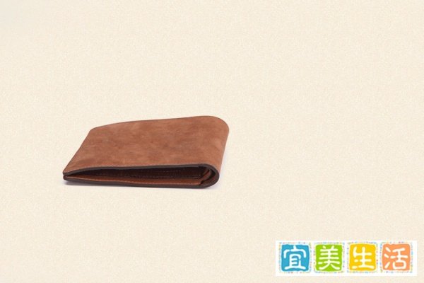 名牌包包该怎么保持“美貌”?