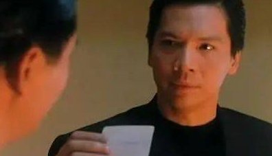 向华强突然申请居留台湾，为何会让大陆网友不满？