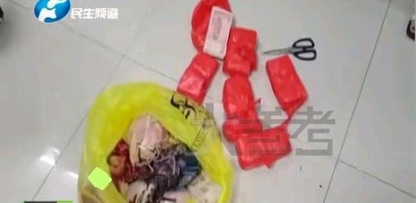 河南一流浪女子身怀28万现金，送救助站后被弟弟接走，金钱动人心