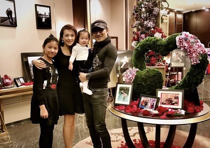 科比和章子怡的合影，为什么说汪峰看了会心酸？