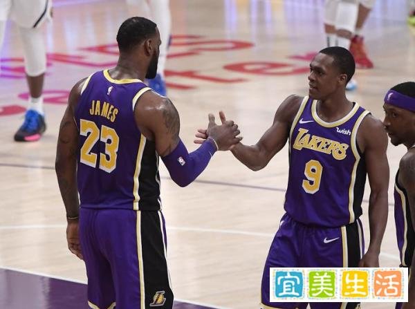 隆多谈詹姆斯跪地救球：他没因此受到奖赏 但在我这没被忽视
