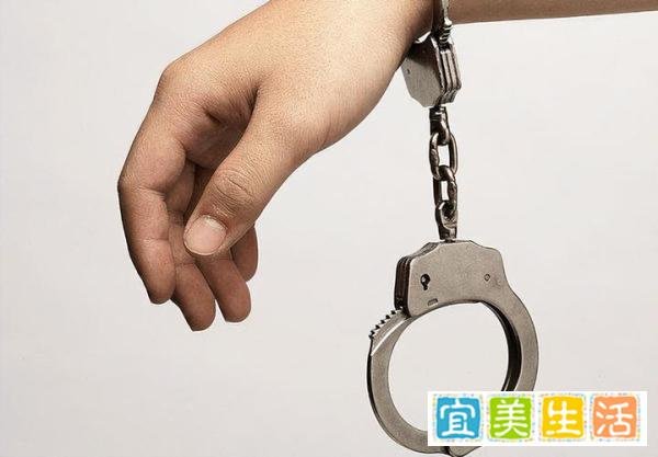 带着情趣用品可以过安检吗？可以，就是容易社死。